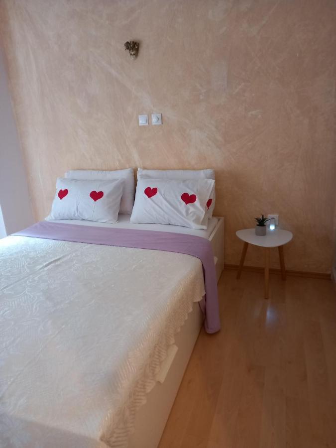 Tiny Treasure Apartment Athen Exterior foto