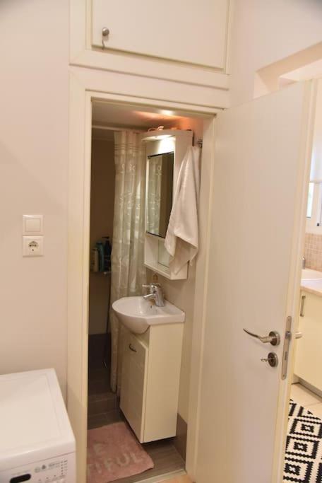 Tiny Treasure Apartment Athen Exterior foto